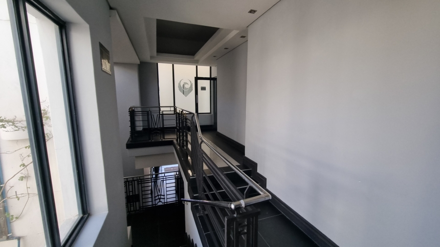 To Let Commercial Property for Rent in Woodstock Western Cape